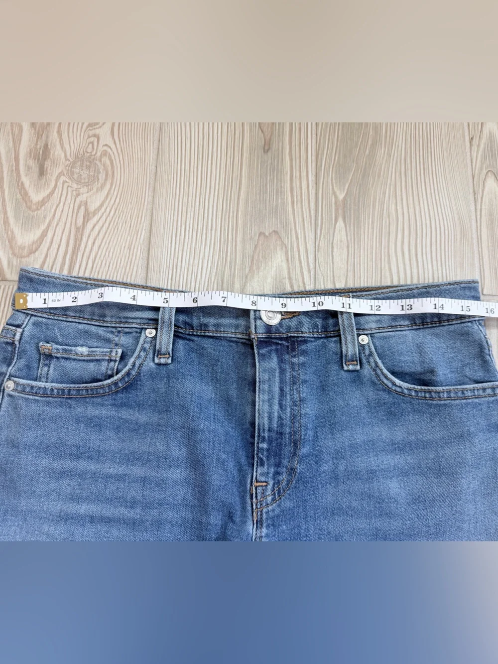 Hudson Gemma Denim Shorts 27 Raw Hem Cutoff Medium Wash Stretch Jean Shorts